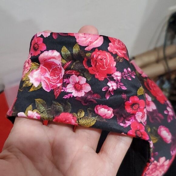 Body by Victoria's Secret Lined Perfect Coverage in Floral Size 36C NWT - Picture 6 of 9